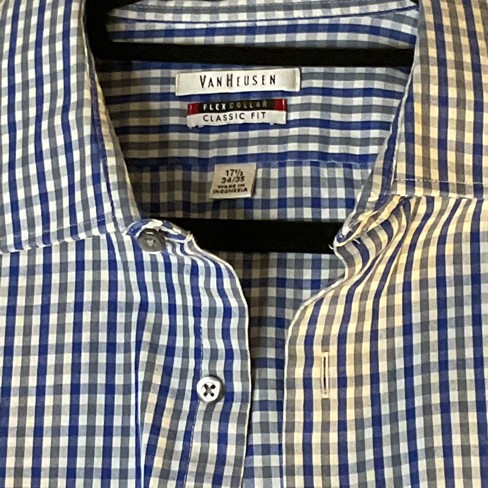 A1013 - Van Heusen Mens Dress Shirt Classic Fit 17 1/2 34/35 Blue/White/Grey